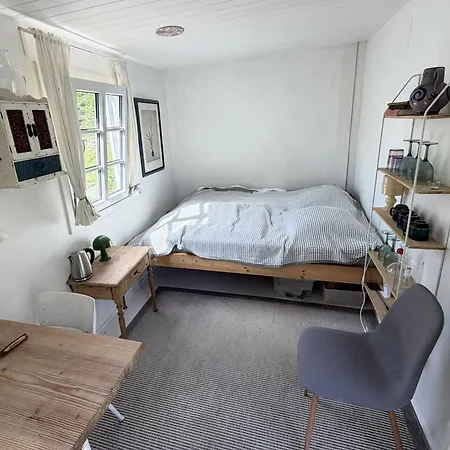 Nøddehaven * Eg